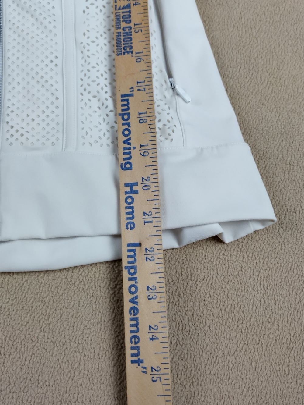 Lululemon Women's Size Small Petite Bone Zip Up Top Gym Running Work Out - Picture 10 of 12